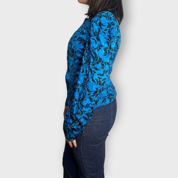 Vintage 1980s Maggy London by Jeannene Booher silk blue & black blouse - Picture 3 of 7